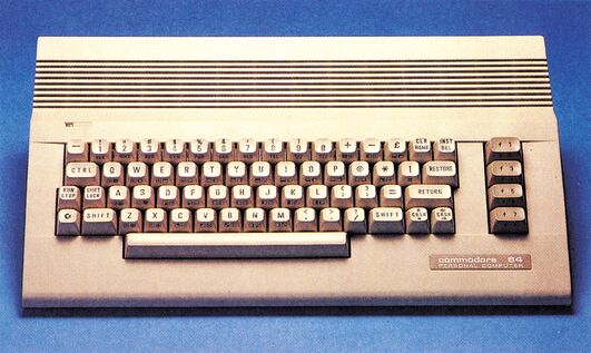 Foto des neuen C 64 II von oben mit Blick auf die Tastatur