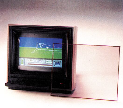 Commodore 1801 Monitor mit abgenommener Plexiglas-Haube daneben