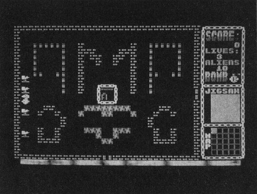 Bildschirmfoto eines Spiels: Spielfeld mit Punktmuster und großen Buchstabenformen, rechts eine Anzeige mit »SCORE«, »LIVES«, »ALIENS«, »BOMB«, »JIGSAW« und »MAP«